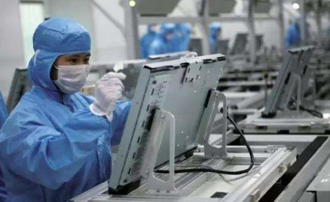 沈陽金杯廣振汽車部件公司的步入高低溫交變濕熱試驗(yàn)室、砂塵試驗(yàn)箱通過驗(yàn)收！